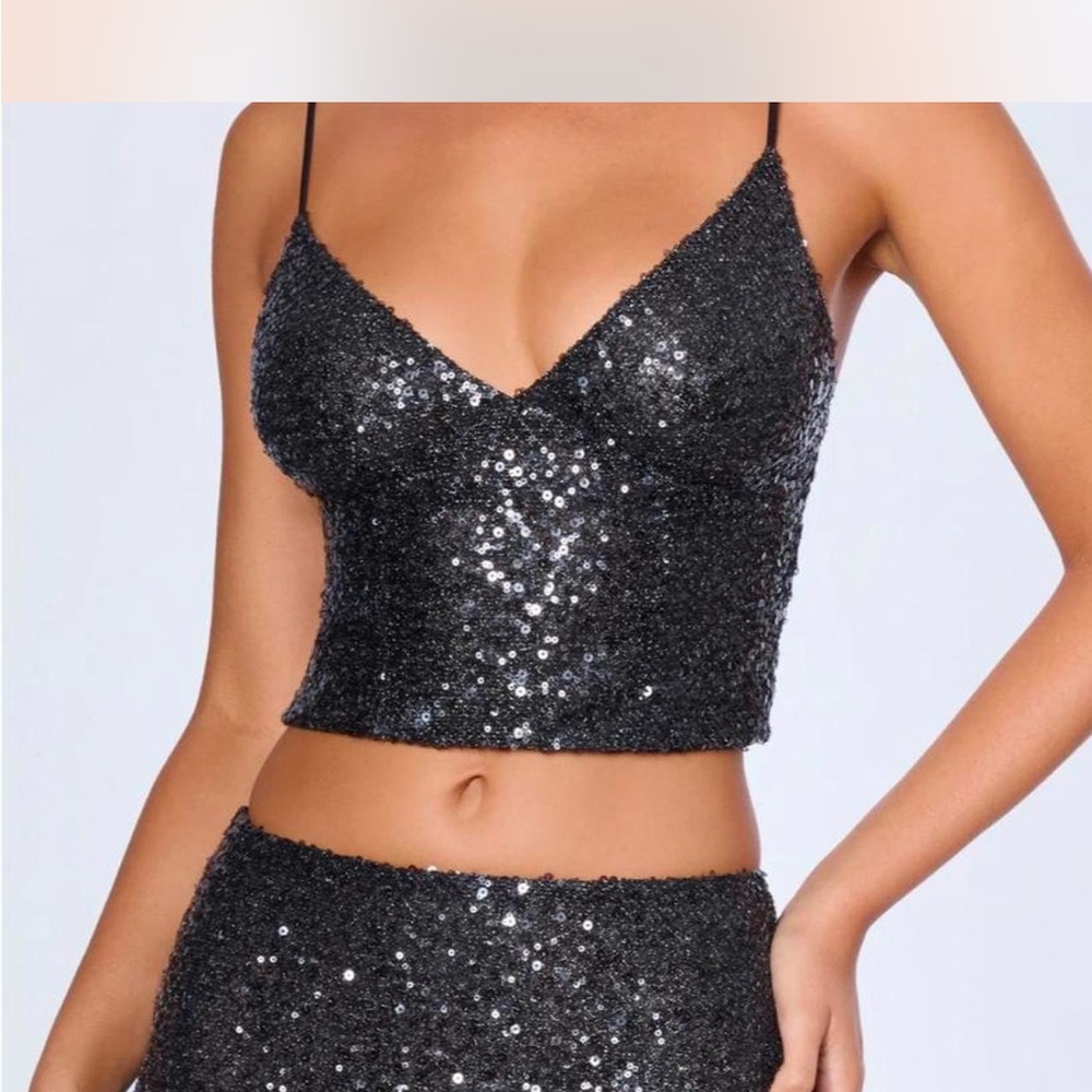 OH POLLY TWO PIECE (NEVER WORN)✨